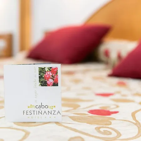 Hotel Cabo Festinanza