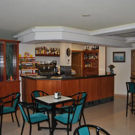 Hotel Cabo Festinanza